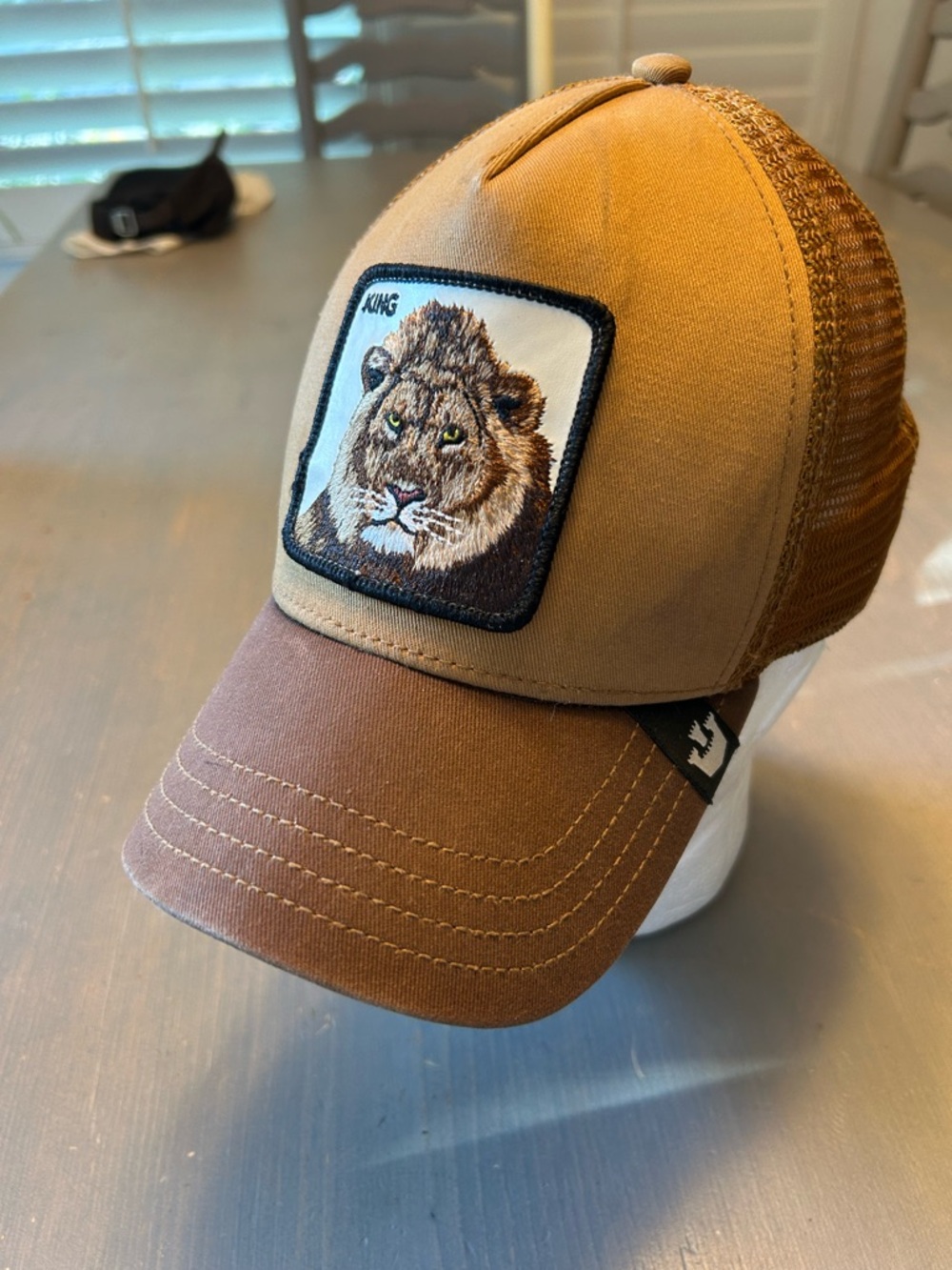 Goodrin Bros. The Farm hat 
King embellished Lion